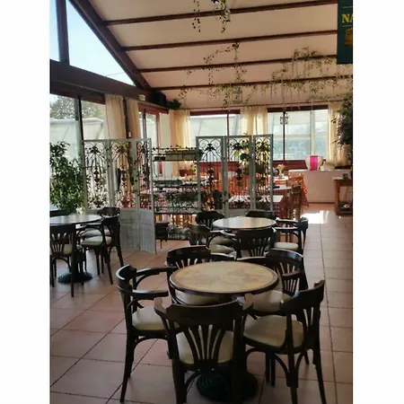 Kemp Mobile In Vendee Apremont (Vendee)